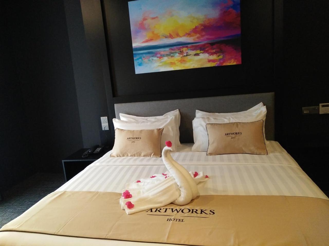 Artworks Hotel Ipoh Exterior photo